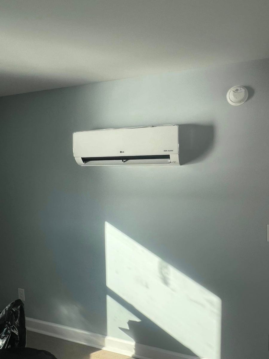Thermostat Installation and Programming for Paul Proffitt Heating & Air in LaFollette, TN