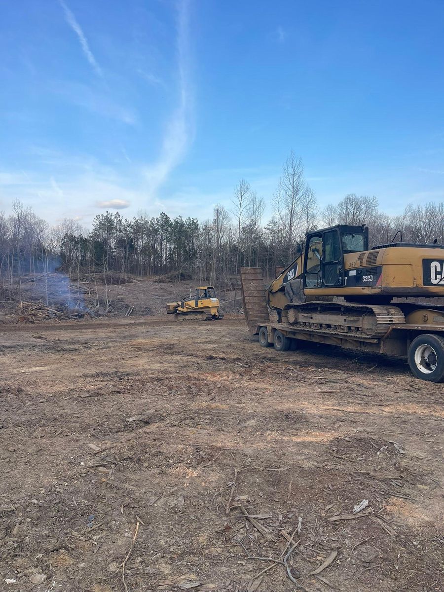 Land Grading for Maness Trucking & Excavation in Lexington, TN
