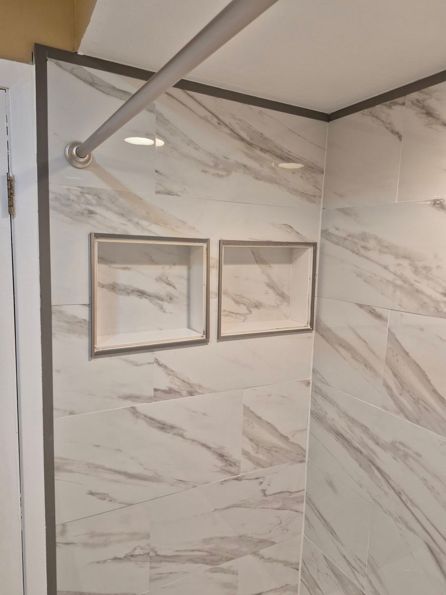 General Contracting for Young complete remodeling in Country Club Hills, IL