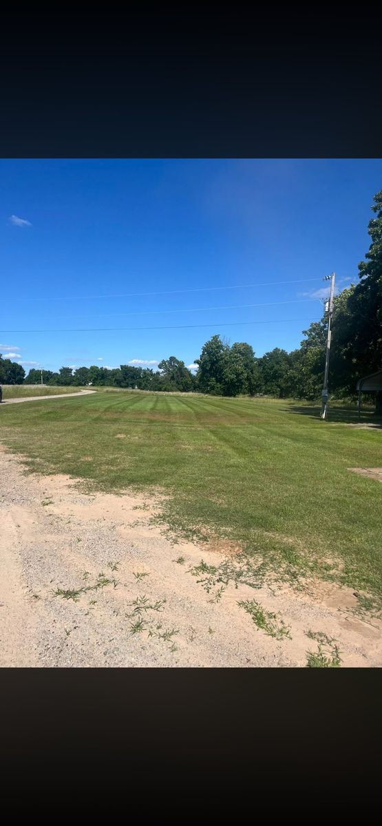 Lawn Maintenance for Zac’s Lawn and Landscaping in Fort Smith, AR