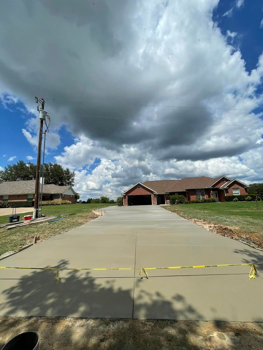 Driveways Construction for 3B Concrete Construction LLC in DFW, TX