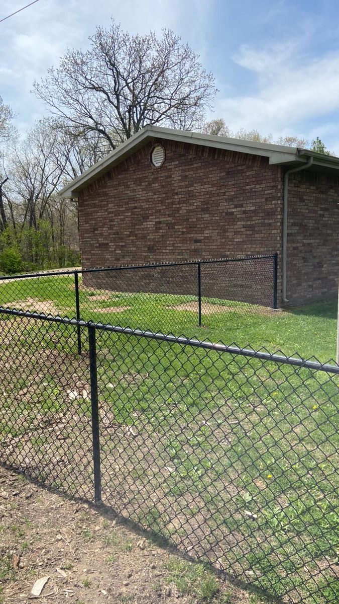 Fencing Repair & Installation for Cloud Decking in Mount Vernon, MO