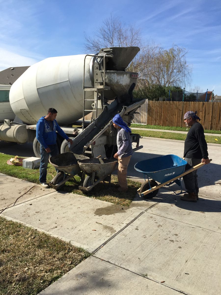 Concrete for Texas Curb N Borders in Houston, TX