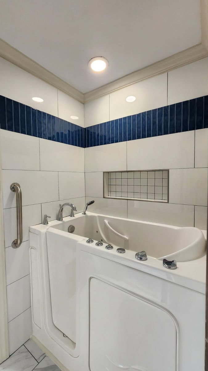 Bathroom Renovation for Fox Remodeling in Oxford, MS