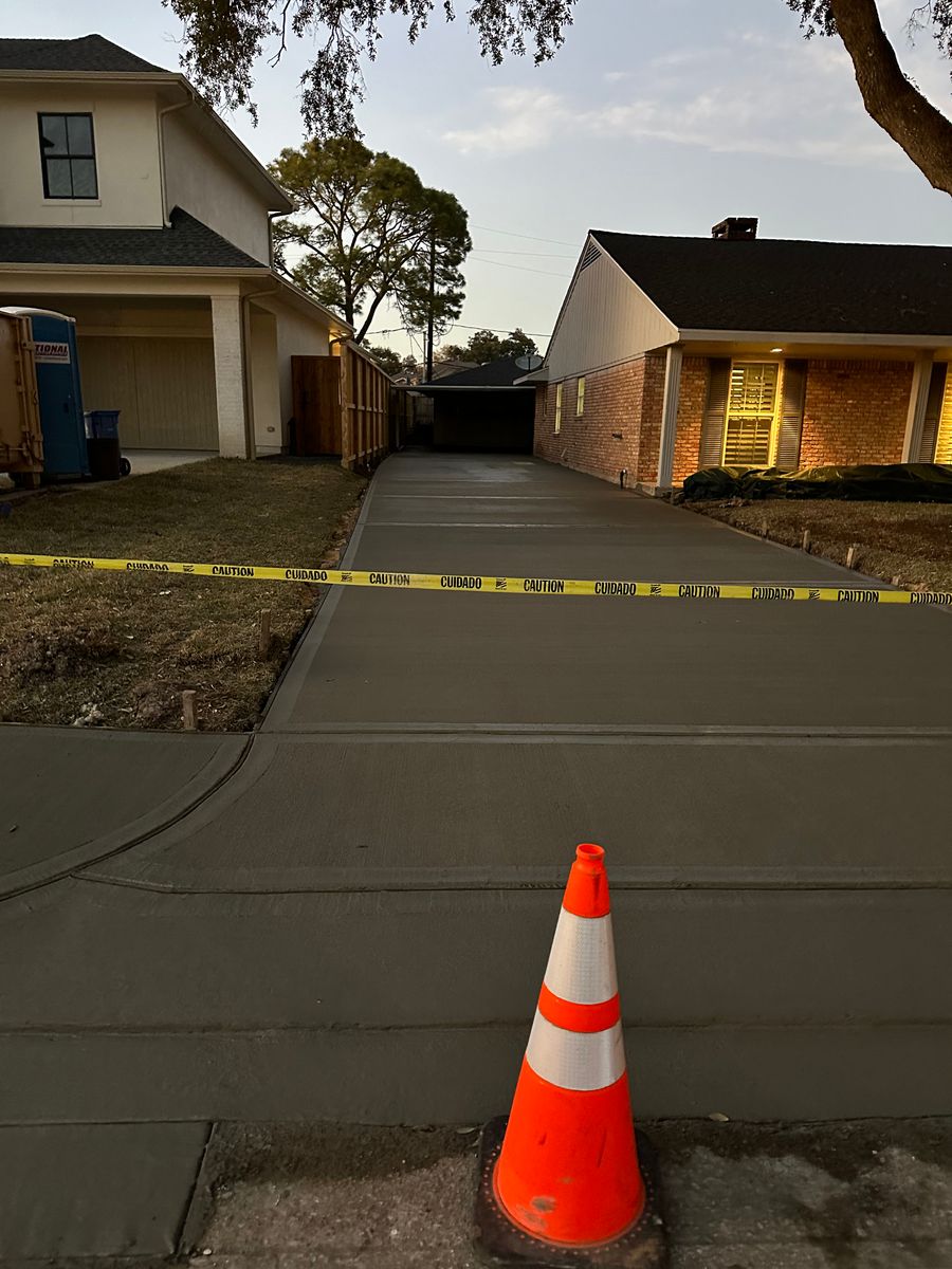 Driveways for BigTex Concrete Construction in Houston, TX