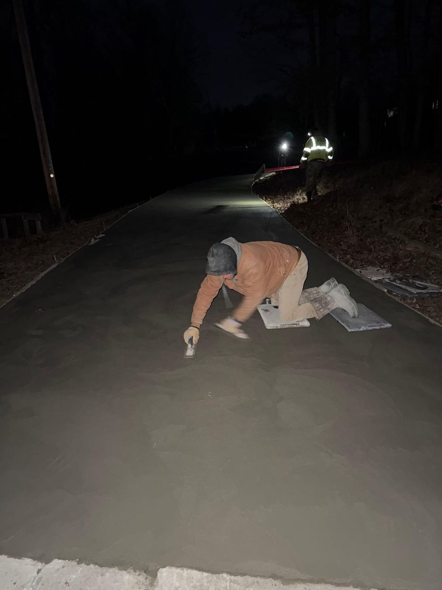 Porches, Patios, & Firepits for Whitfield Concrete Construction in Solsberry, IN