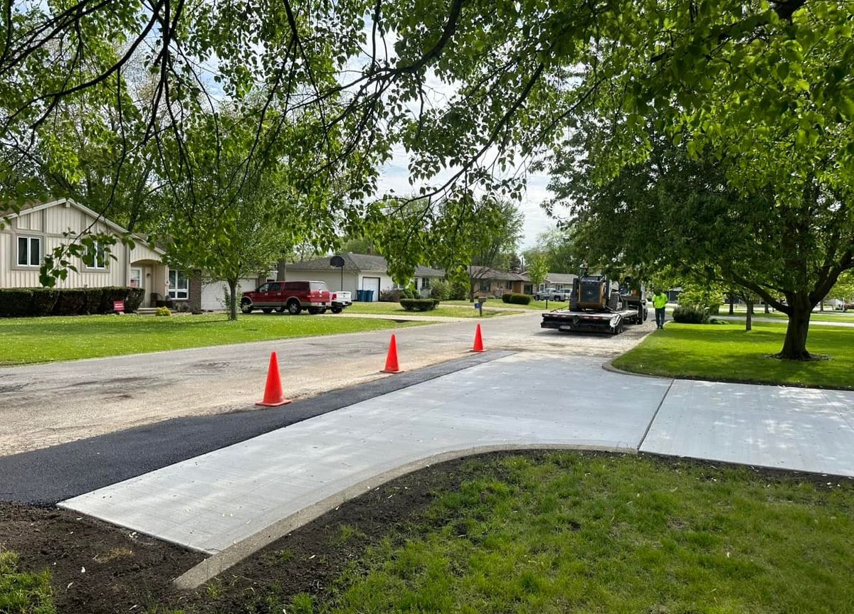 Sidewalk Installation for Donahue Concrete in Streator, IL