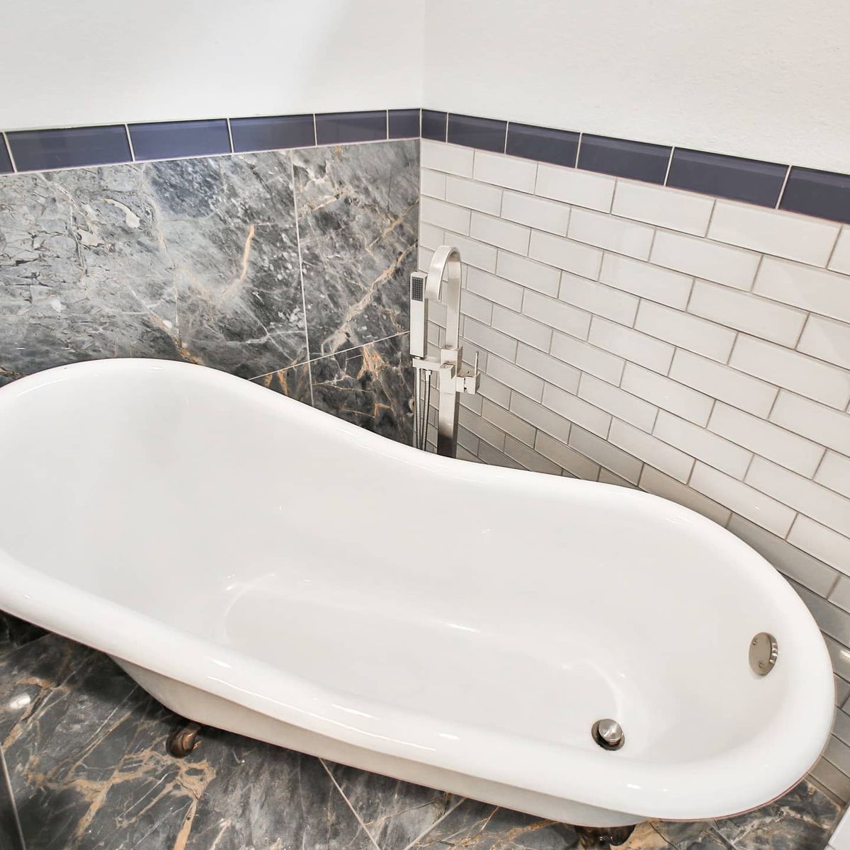 Master Bathroom Remodeling for Cincero Homes in Dallas, TX