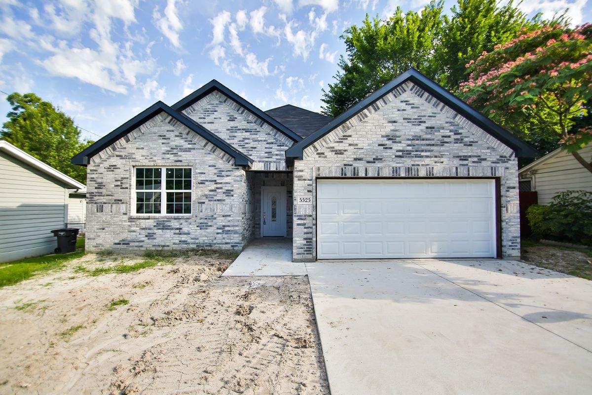 Custom Home Design for Cincero Investment Properties in Cedar Hill, TX