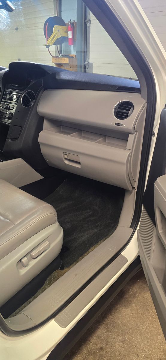 Full Detail Service for Luxury Auto Detail in Peoria, IL
