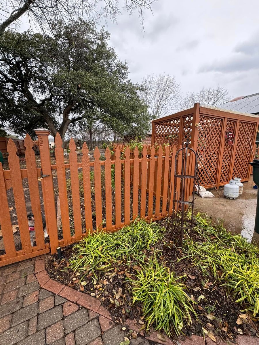 Fencing Repair & Installation for Watts Painting in Killeen, TX