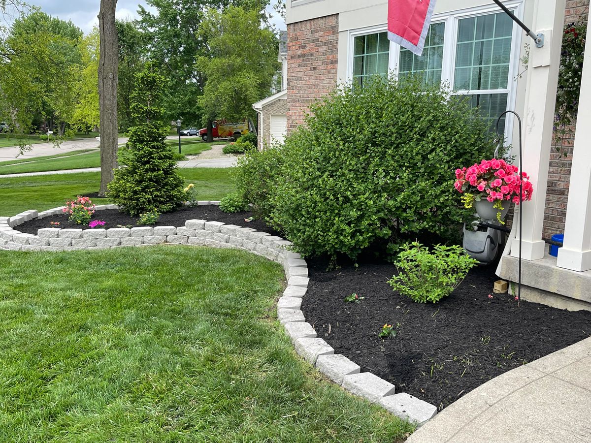 Retaining wall for Woolf Outdoor Services in Mason, OH