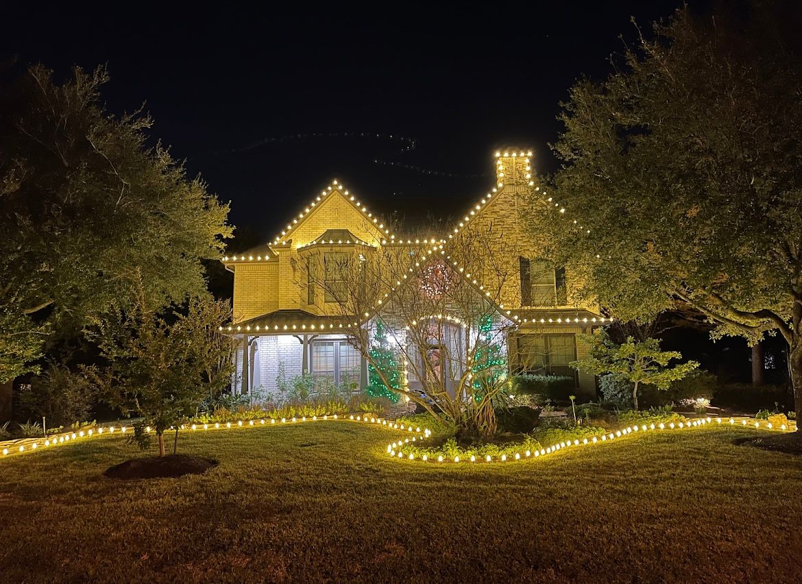 Residential Christmas Light Installation for North Star Christmas Lighting in Conroe,  TX