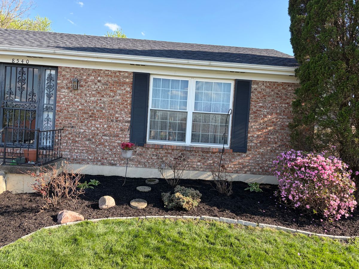 Mulch Bed Installation and Renovation for Vaske Lawn Care in Burlington, KY