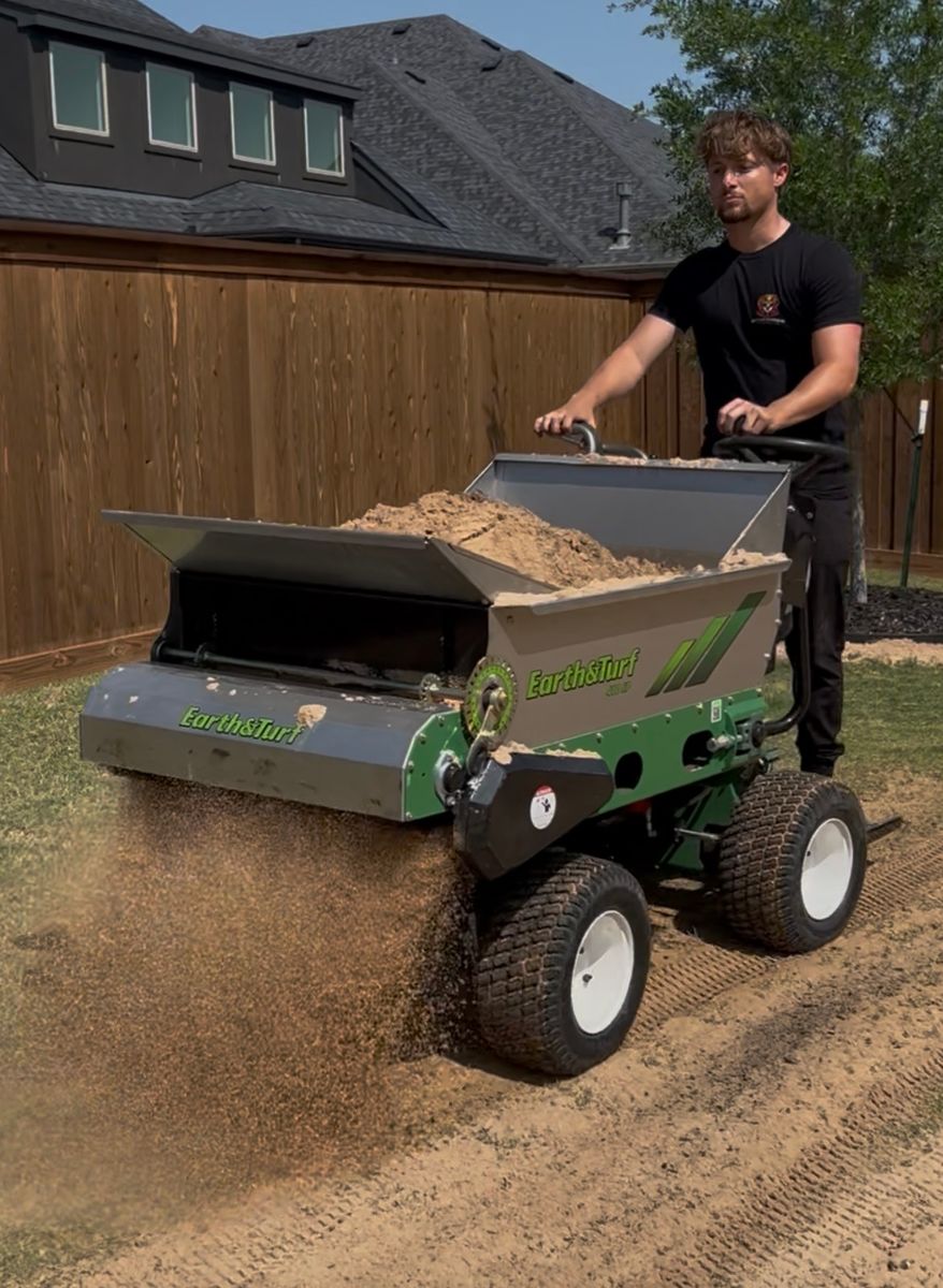 Top-dressing for North Texas Groundscaping in Frisco, TX