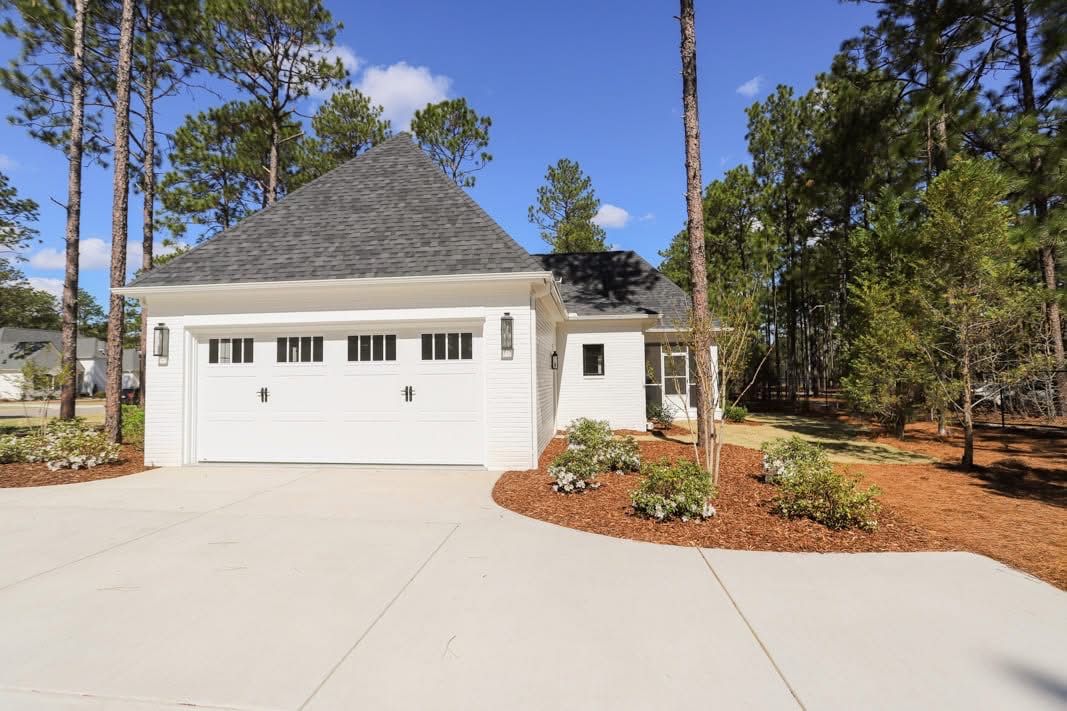 Residential and Commercial Garages for Idea Electric in Clinton, NC
