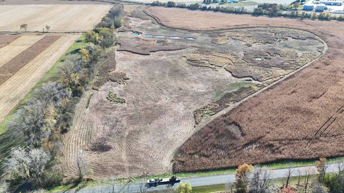 Landscaping for Willing Trucking & Excavating in Evansville, WI