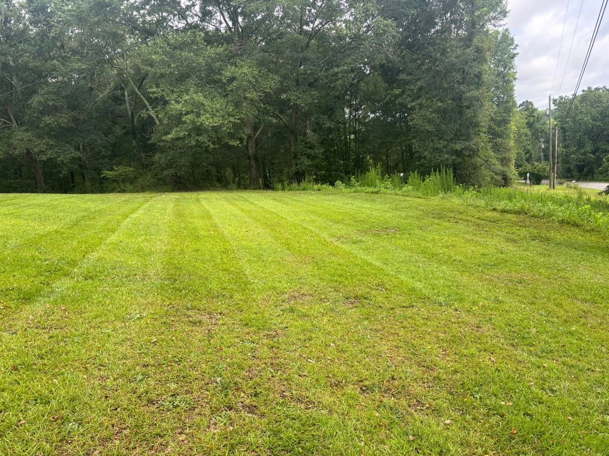 Mowing for Eady’s Lawn Care in Winder, GA