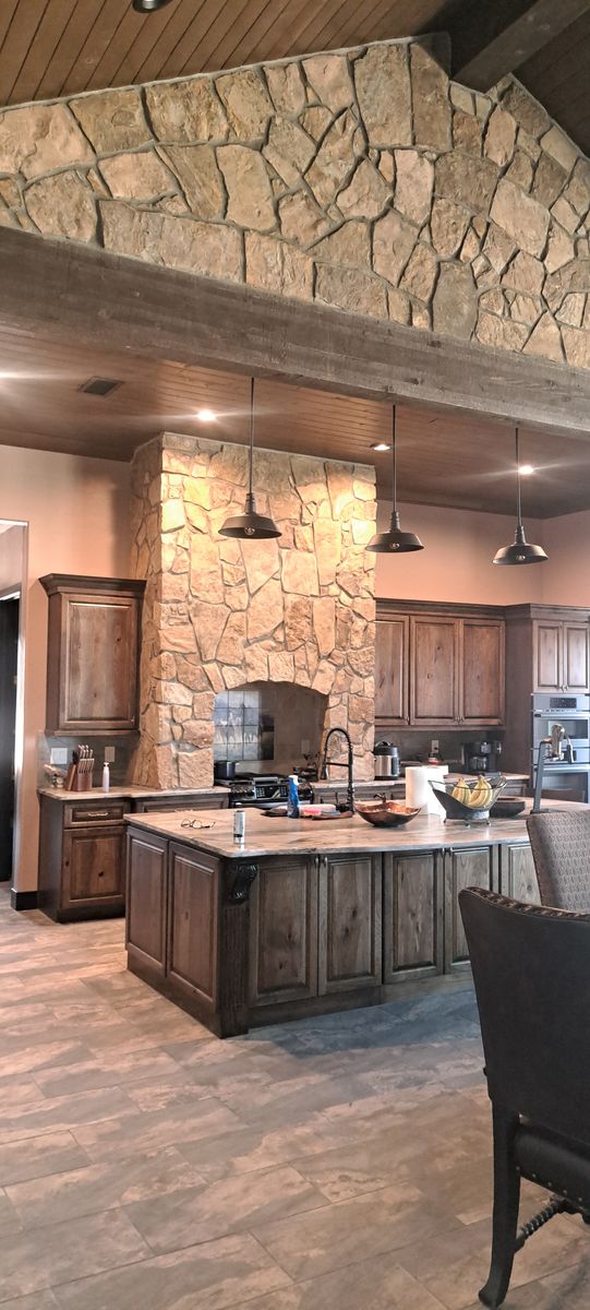 Custom Stone installation for Exquisite Techniques Construction LLC in Prescott, AZ