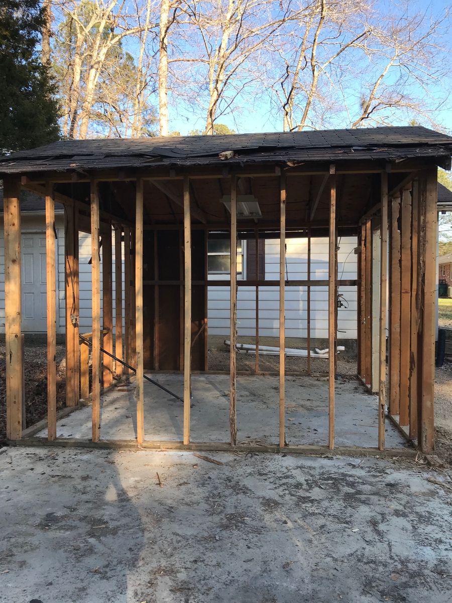 Demolition and Hauling for Junk B Gone in Rougemont, NC