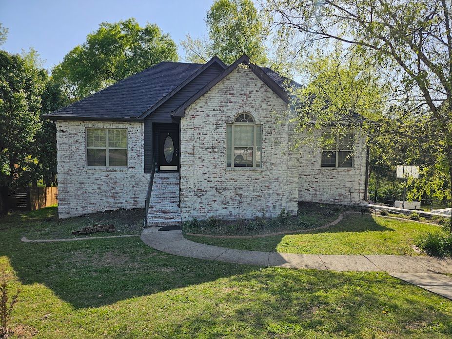 Pressure Washing for Comptons Painting LLC in Smyrna, TN