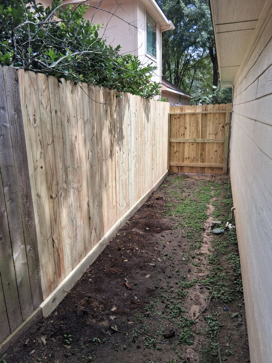 Wood fencing for MGD Remodeling in Cypress, TX