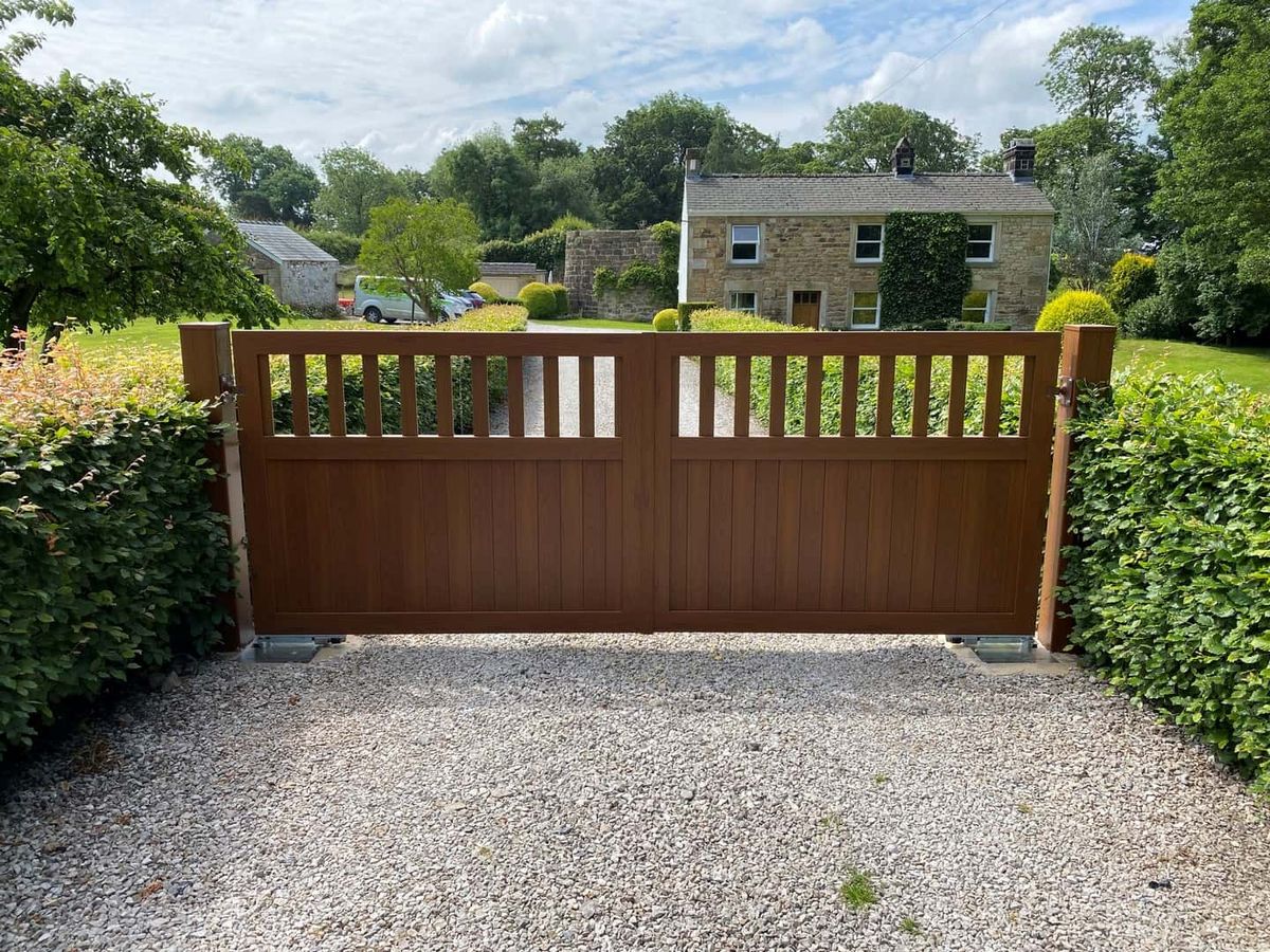 Gate Installation for Fence Connection TX LLC in McKinney, TX