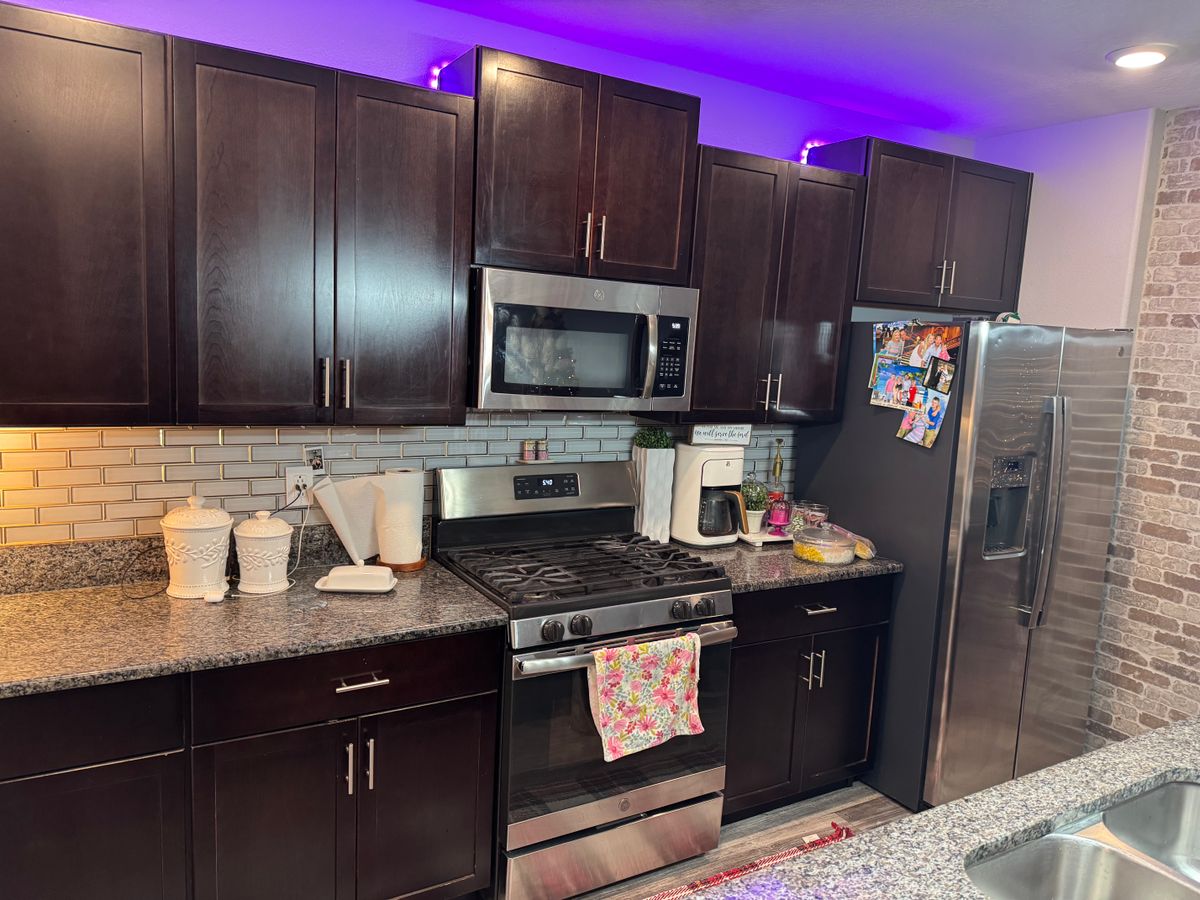 Kitchen and Cabinet Refinishing for Cruz Diaz Painting LLC in Sun City Center, FL