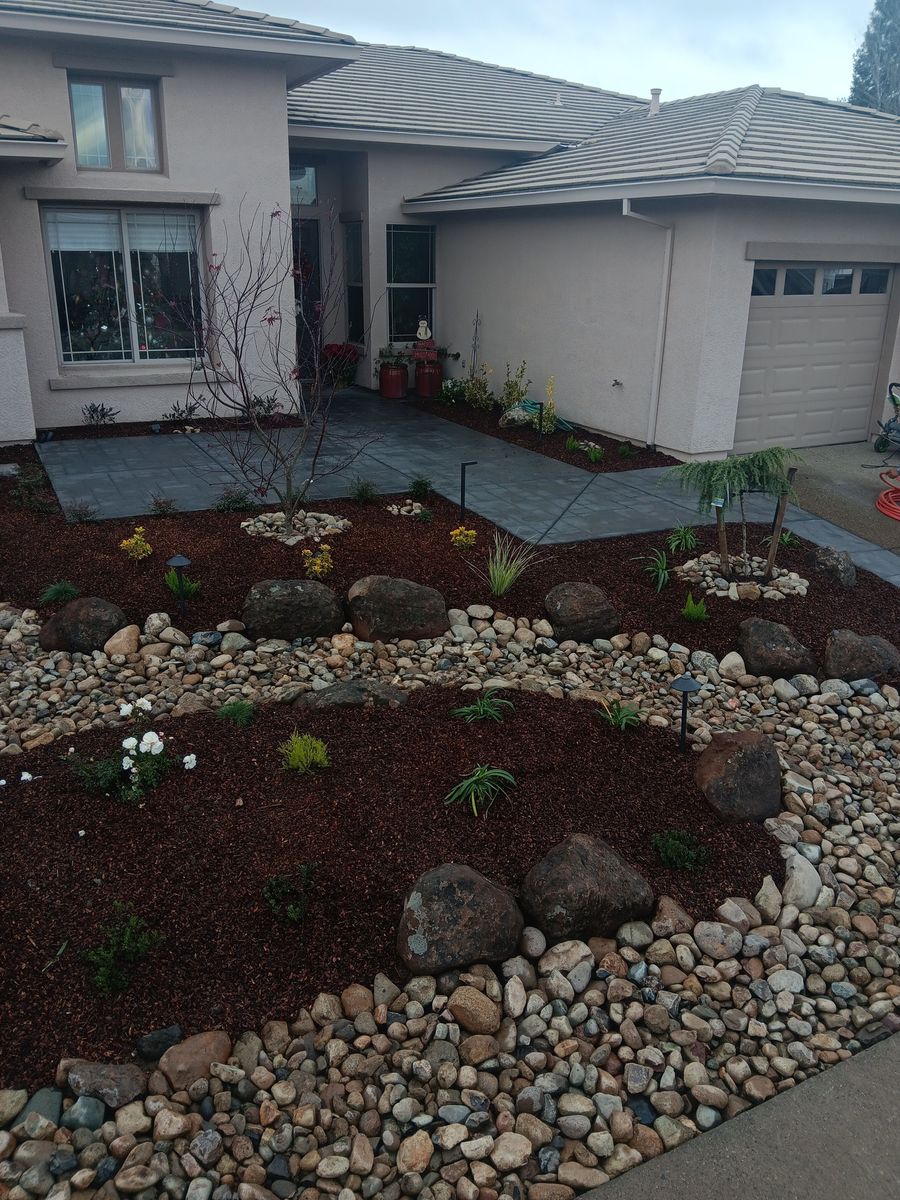 Mulch Installation for Alex & Son Concrete and Landscaping in Lincoln, CA