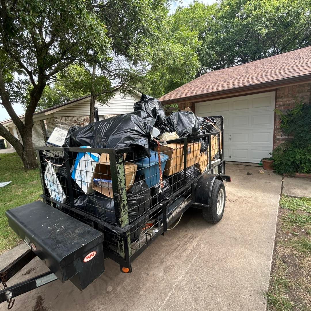 Junk Removal for D’s Lawncare in Killeen, TX