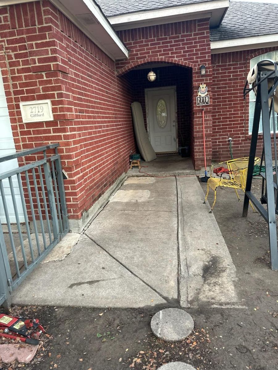 Concrete Repair for Delarosa Concrete & Stamping in Pearland, TX