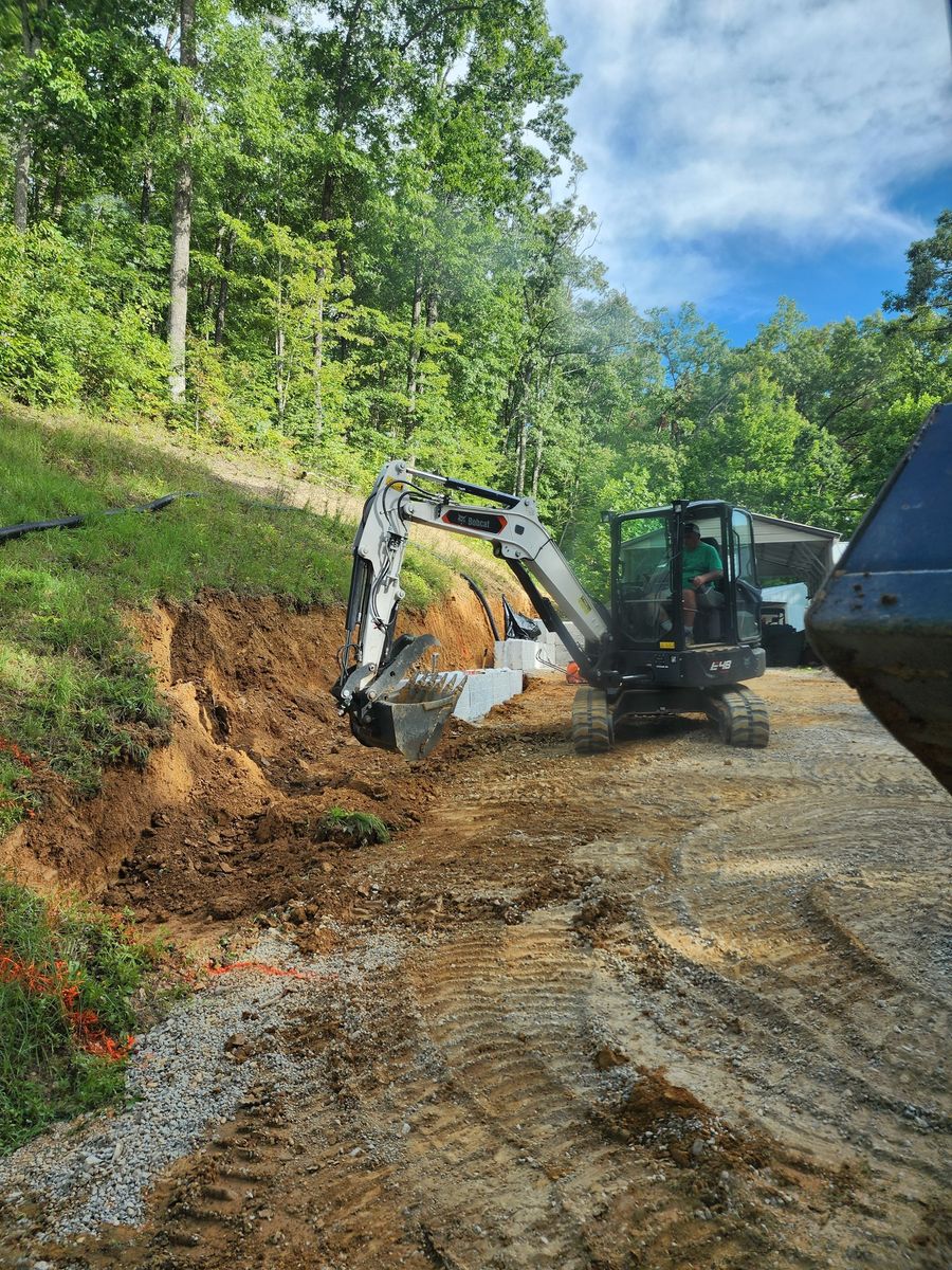 Site Grading for Diggers Compact Earthworks LLC in Jonesville, VA