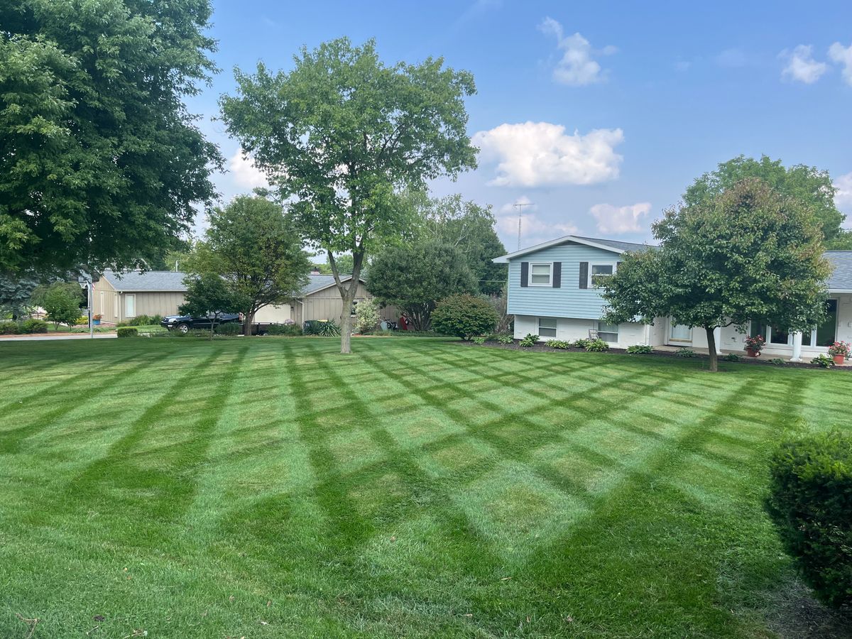 Routine Mowing for T.N.T Lawn Care, LLC in Wolcottville, IN