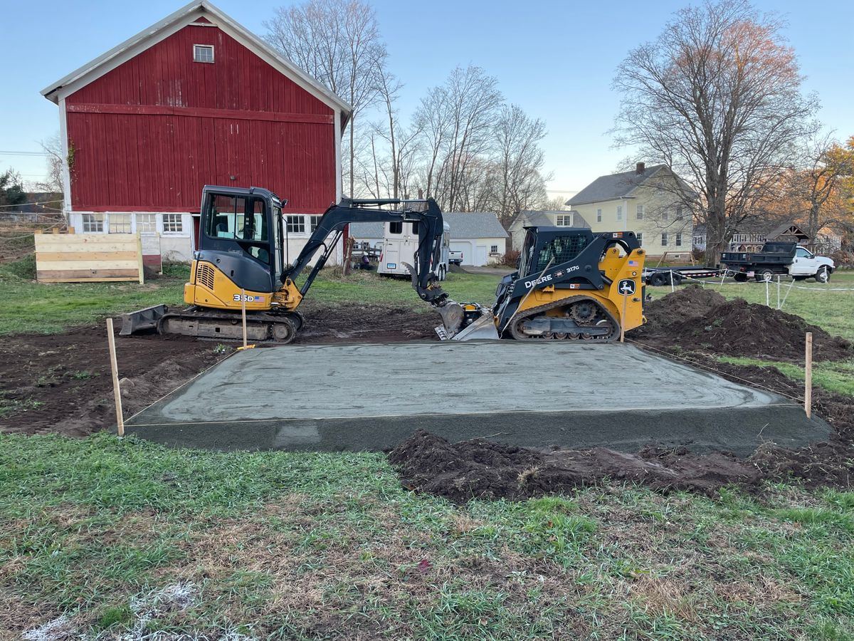 Site Work for Lennon Land Management in Suffield, CT