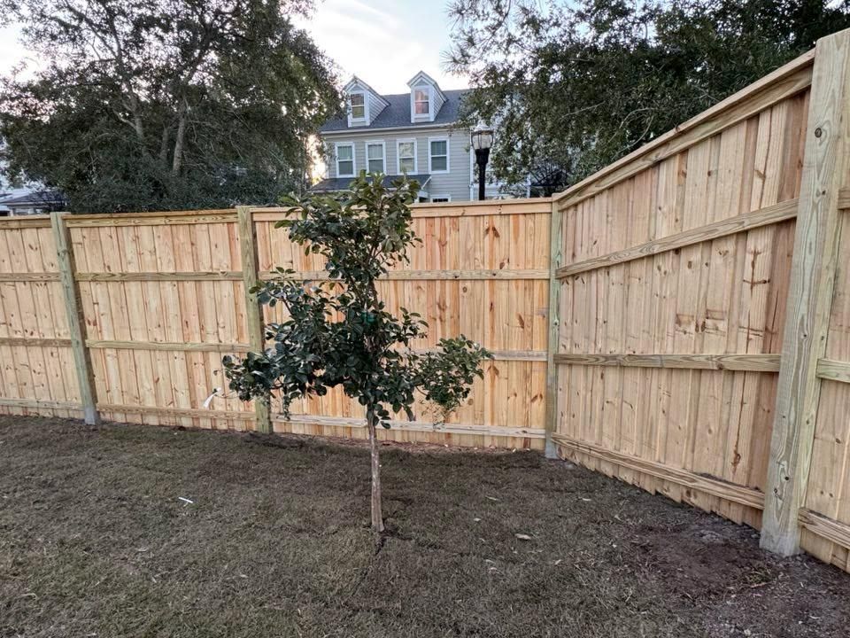 Fencing & Handrails for DC Exteriors in Savannah, GA