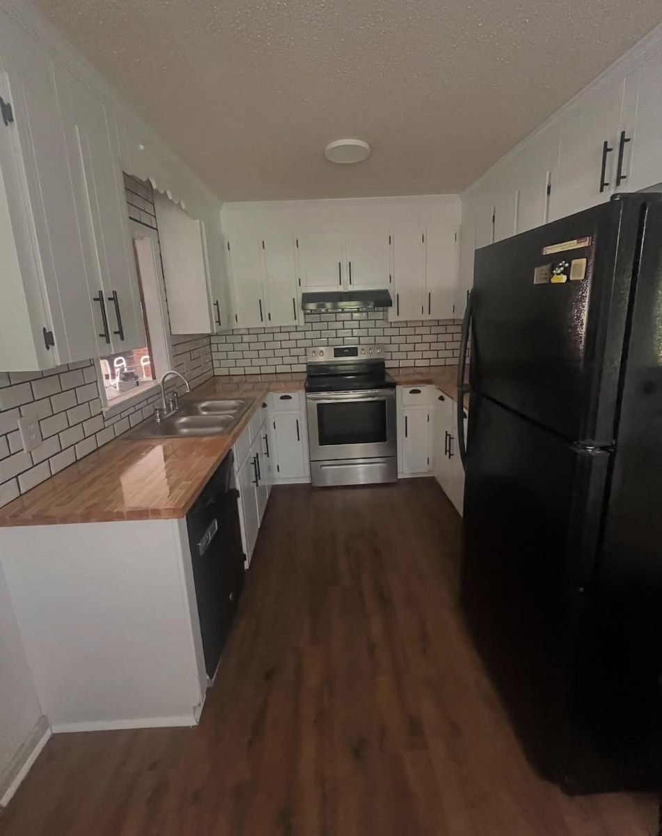 Kitchen Renovation for Hackney Home Renovations in Warner Robins, GA