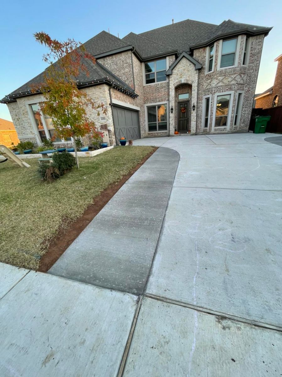 Sidewalk Installation for New Gen Concrete in Keller, TX