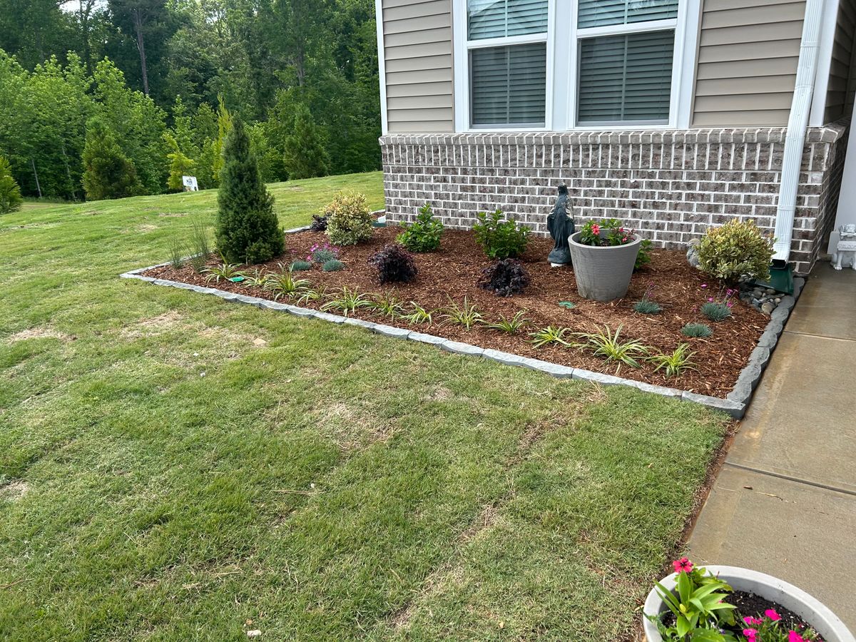 Mulch Installation for Upstate Precision Landscaping in Moore, SC