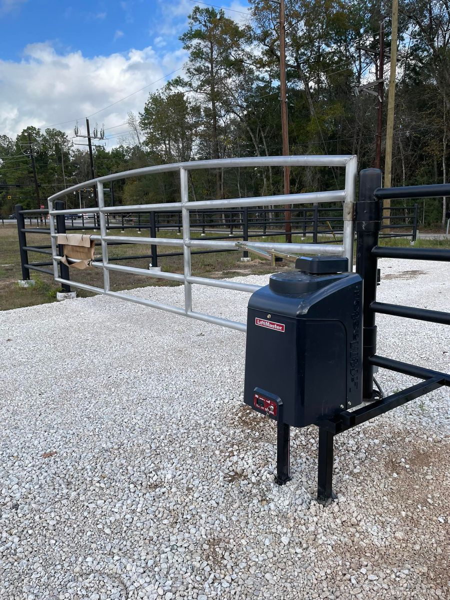 Gate Installation and Repair for Kingdom Fence in Houston, TX