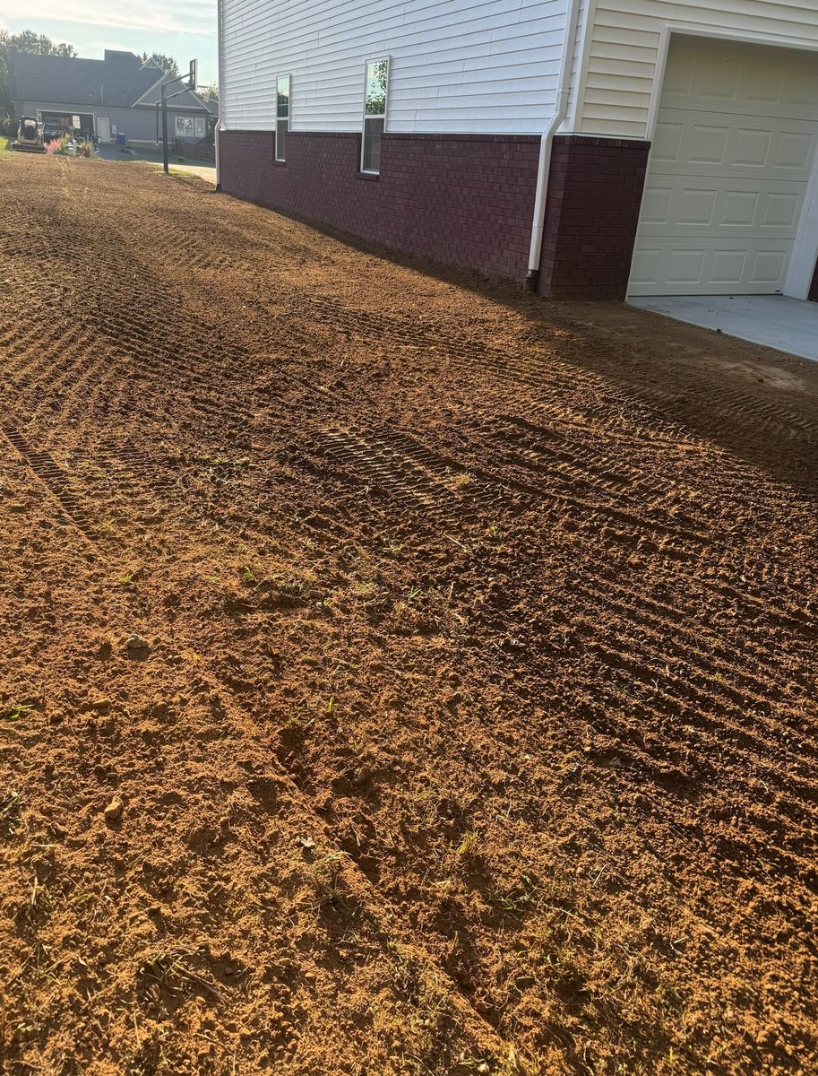 Excavation & Grading for DIRT PLUS LLC in Bowling Green, KY