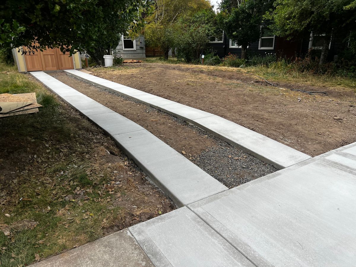 Concrete Driveway Installation for Olmedo Bros Concrete LLC in McMinnville, OR