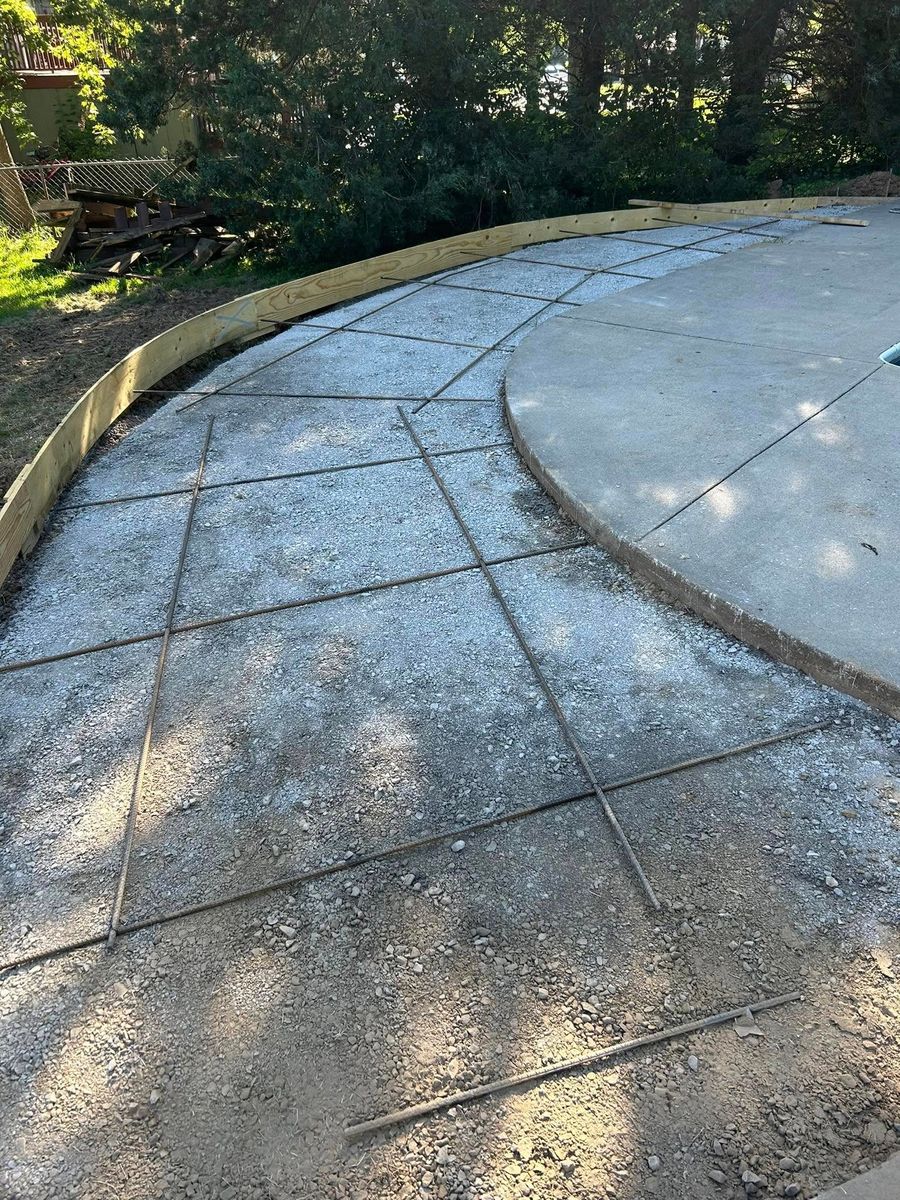 Concrete Slab Construction for MidWest Concrete in Benton, MO