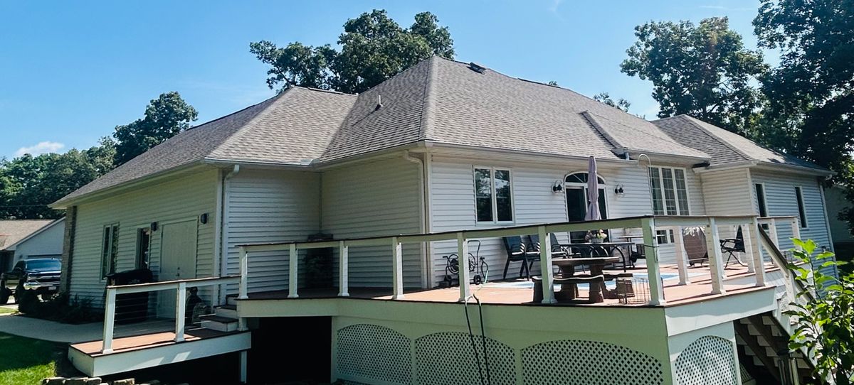 Painting for Zenn Exteriors in Champaign, IL