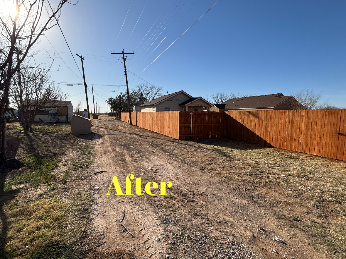 Fence Installation for Straight Edge Siding, Fencing & Decks in Pampa, TX