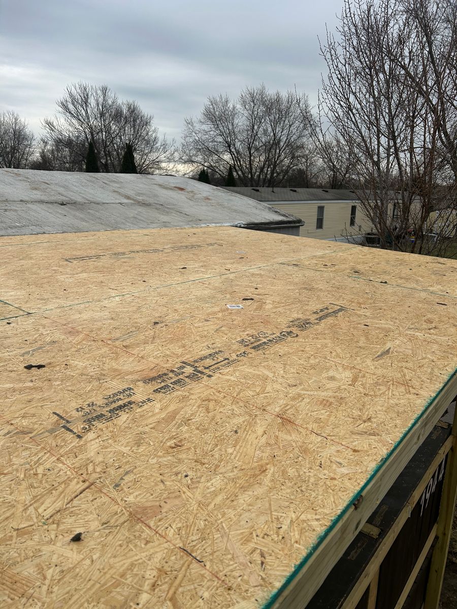 Flat Roof Systems for Rucker Roofing, LLC in Dayton, OH