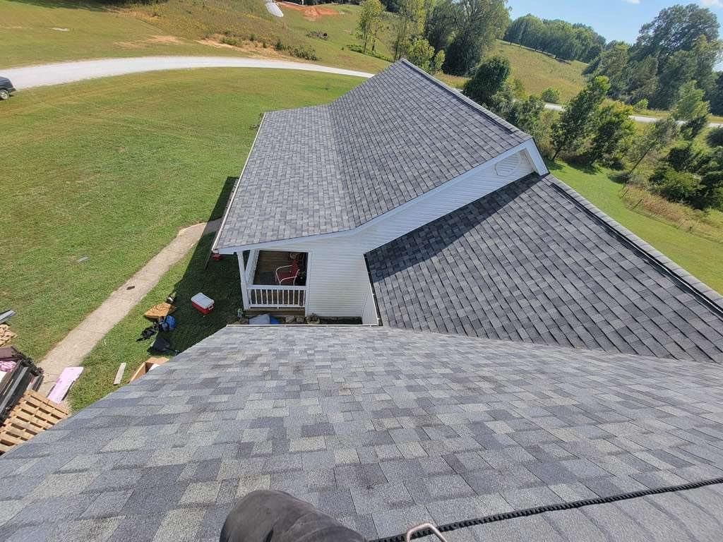 Shingle Roofing systems for KY Gutter Pro & Specialty Roofing Systems in Monticello, KY