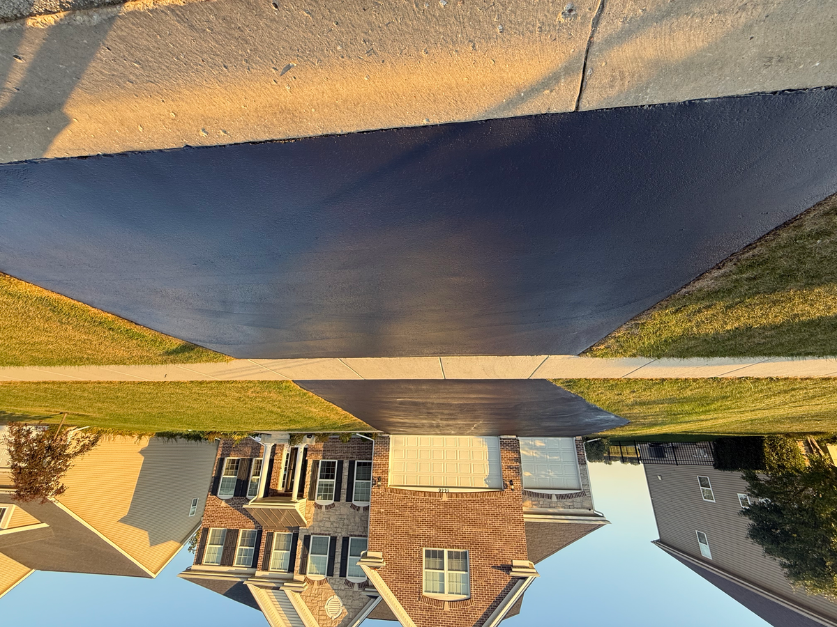 Residential Seal Coating for Black Diamond Sealcoating in St. Charles, IL
