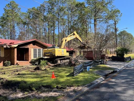 Land Clearing And Clean Up for Southeast Aquatic Land Services LLC  in Waycross, GA