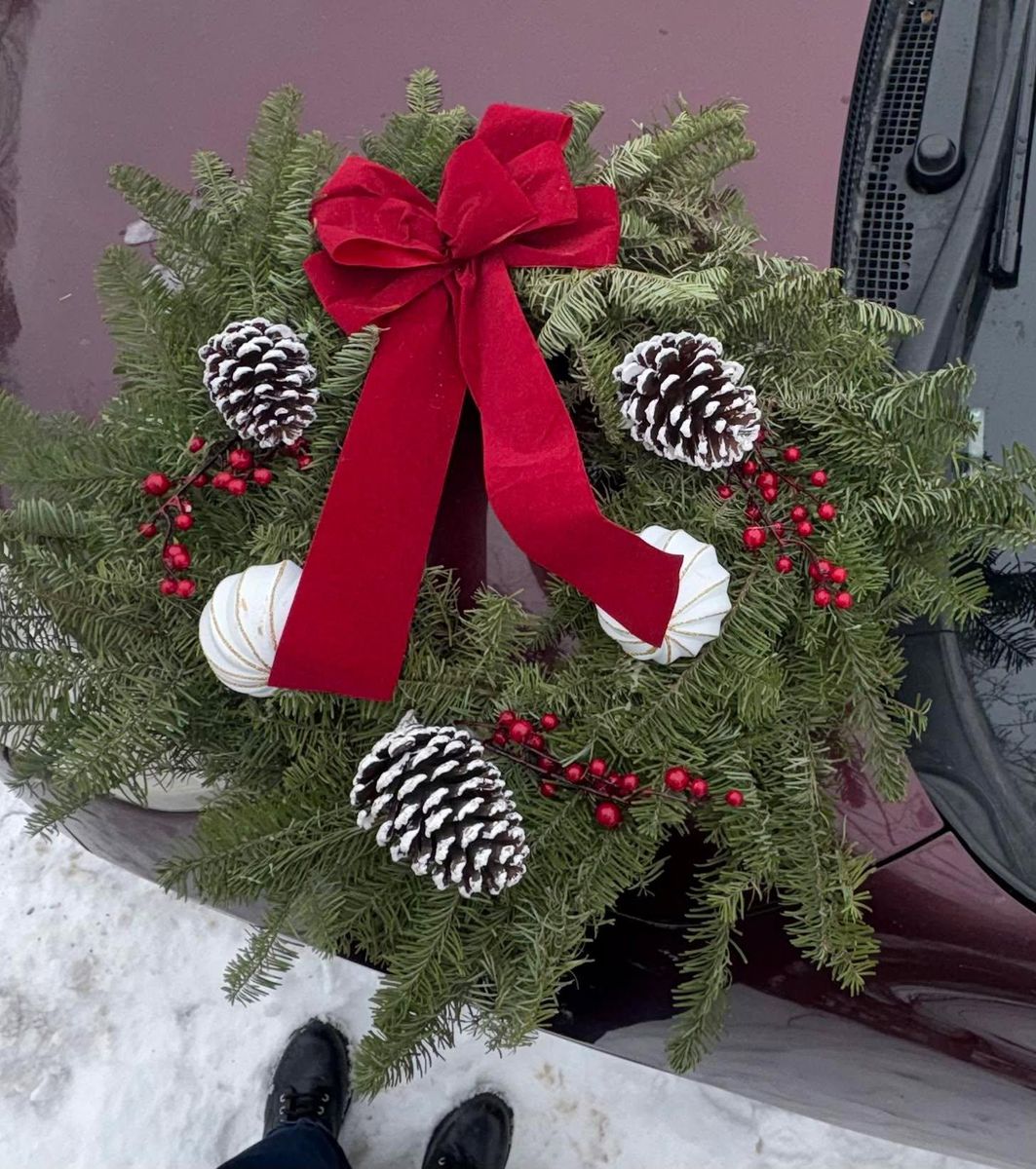 Seasonal Specials: weathers and poinsettias for The Dailey Daisy in Hardwick, VT