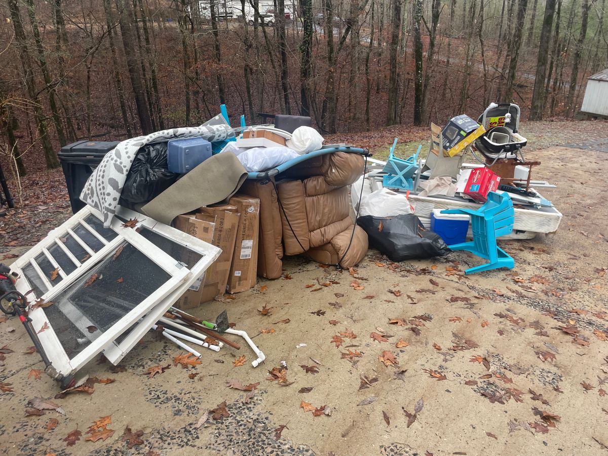 Furniture Removal for Ridall & More Junk Removal in Beebe, AR